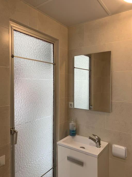 Cozy Room Guapo-Alicante Nearby The Beach And The Center Buitenkant foto